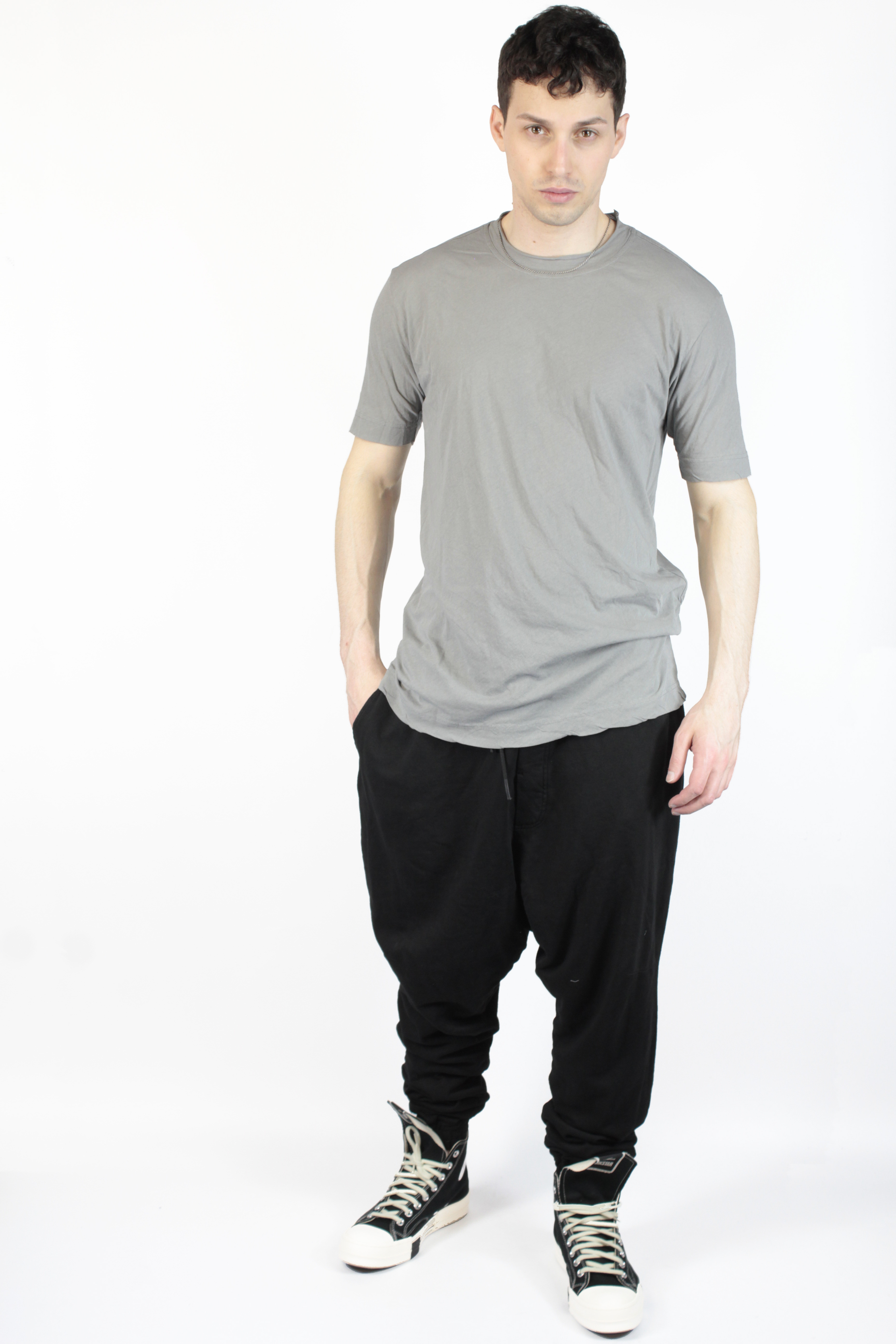 Studiorundholz 针织品 Round Neck G. T-Shirt