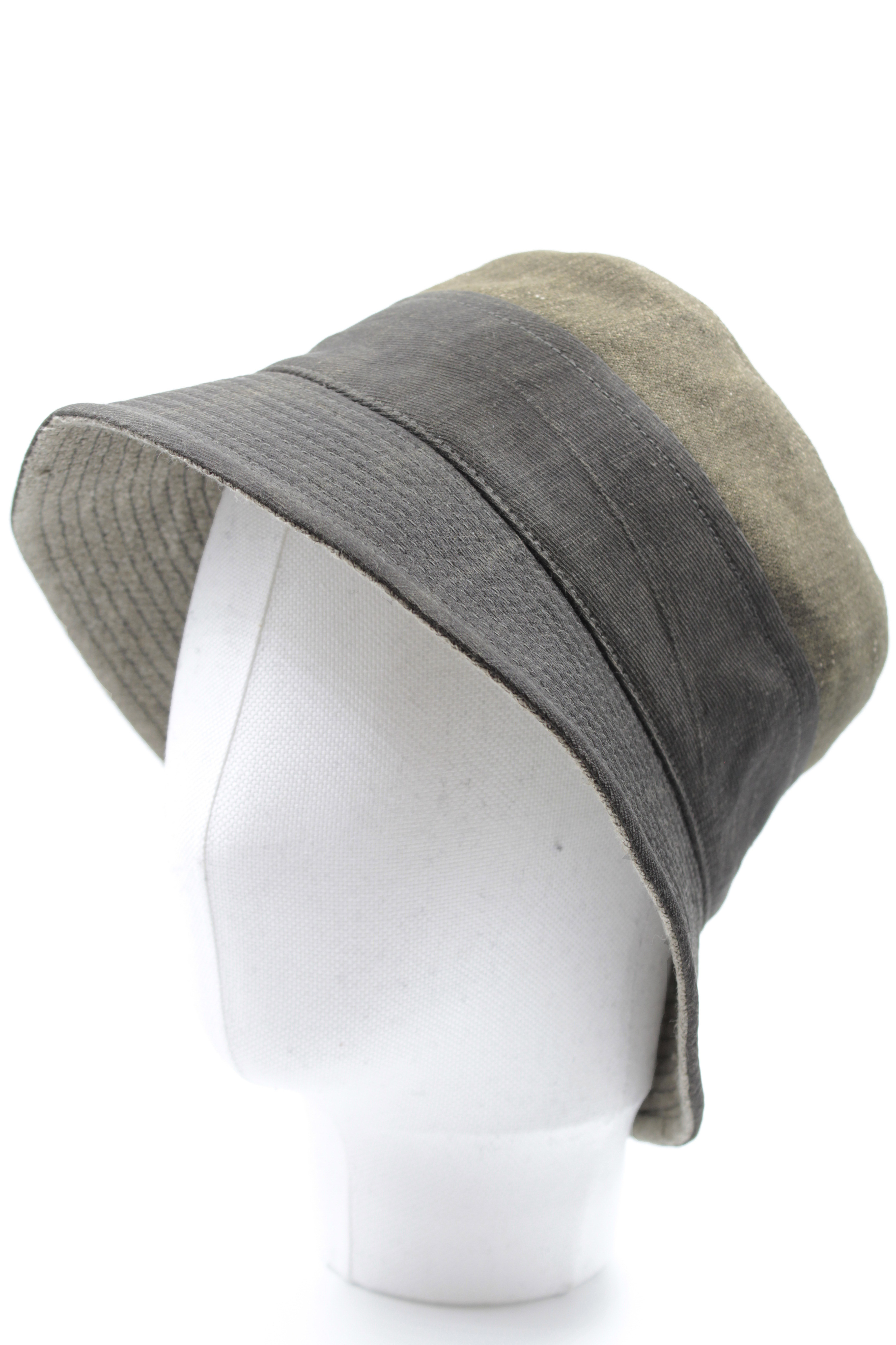 Ziggy Chen Cappelli Dark Bucket Hat