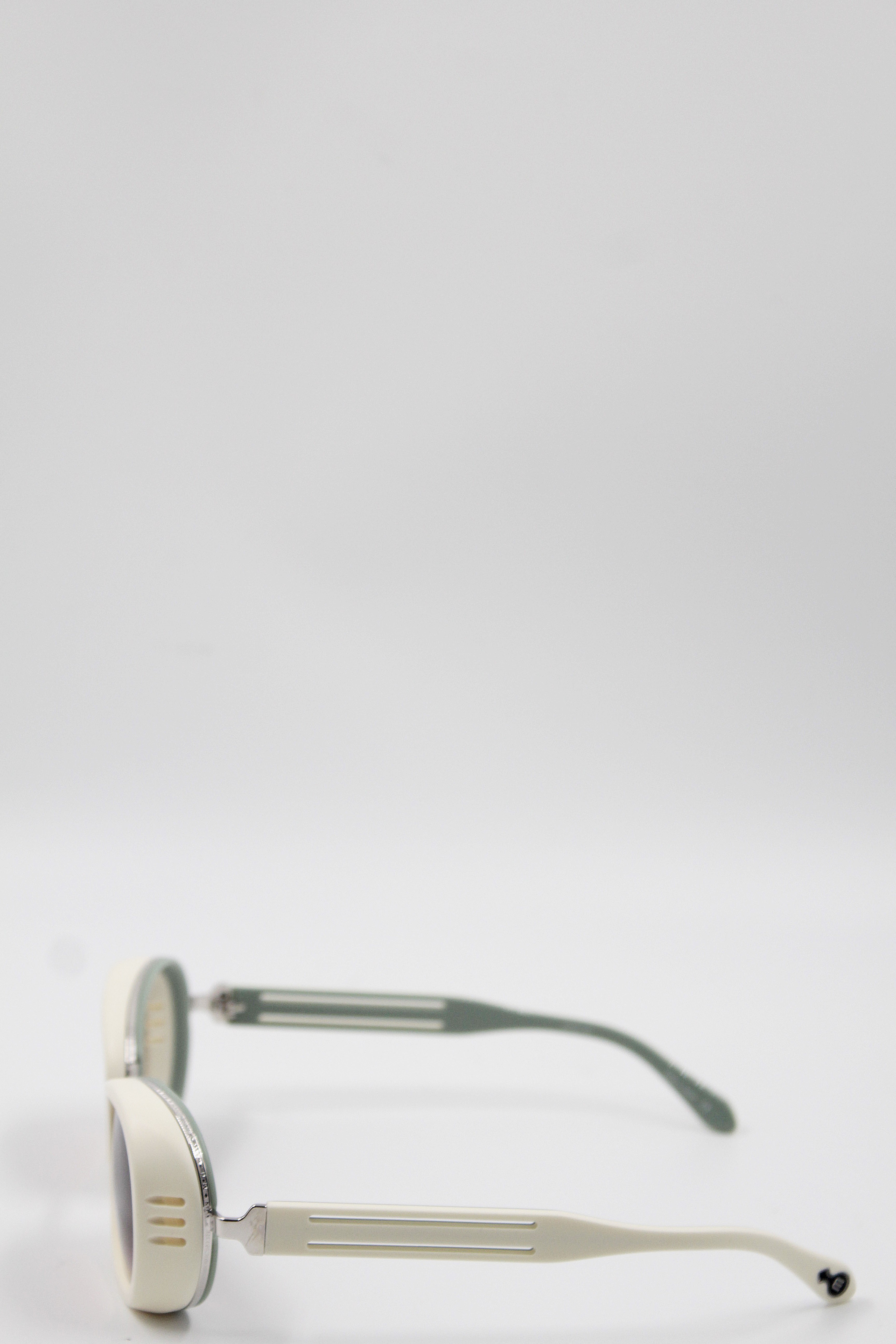Matsuda Eyewear サングラス Palladium Oval Sungalsses