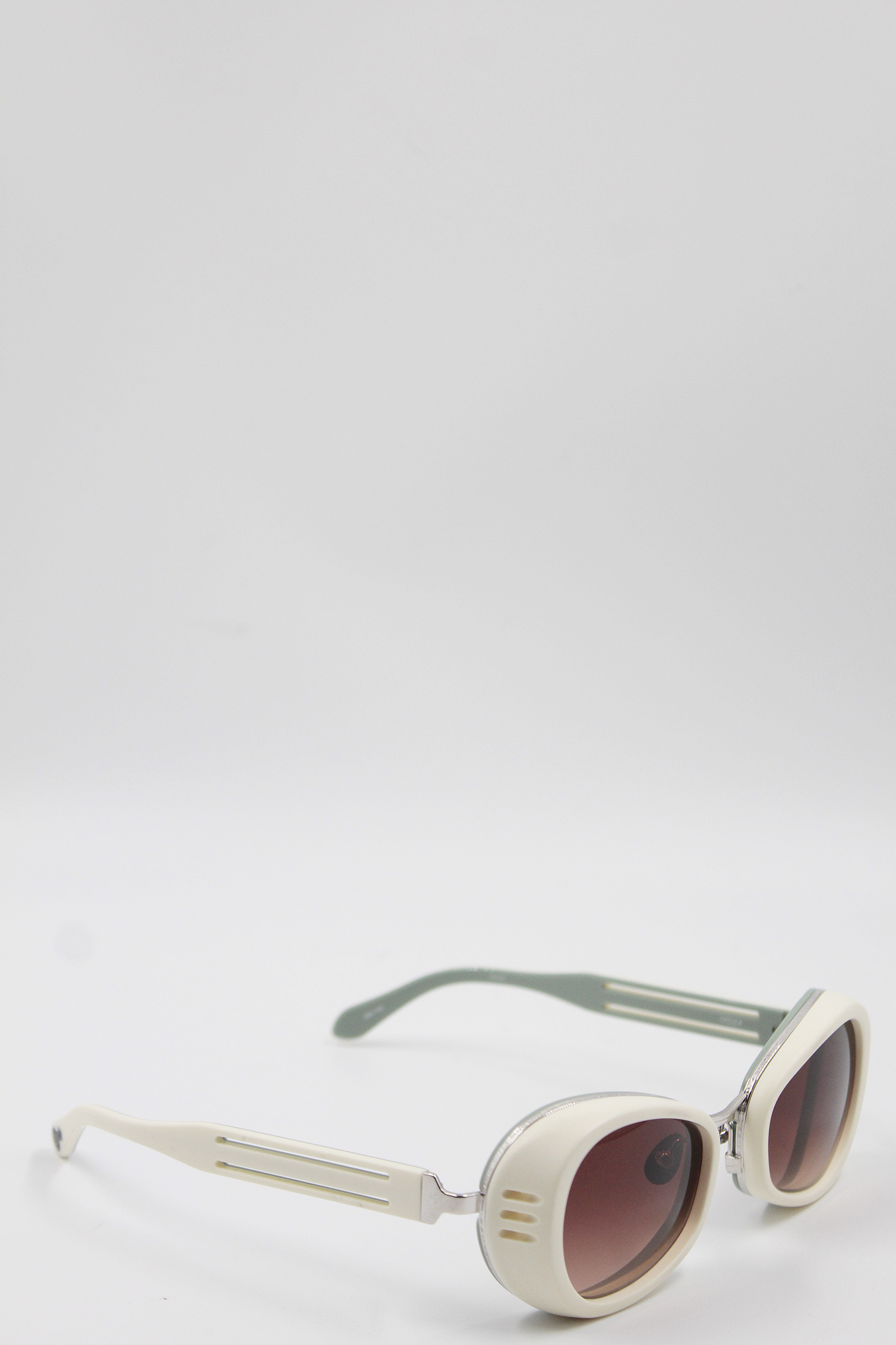 Matsuda Eyewear 太阳眼镜 Palladium Oval Sungalsses