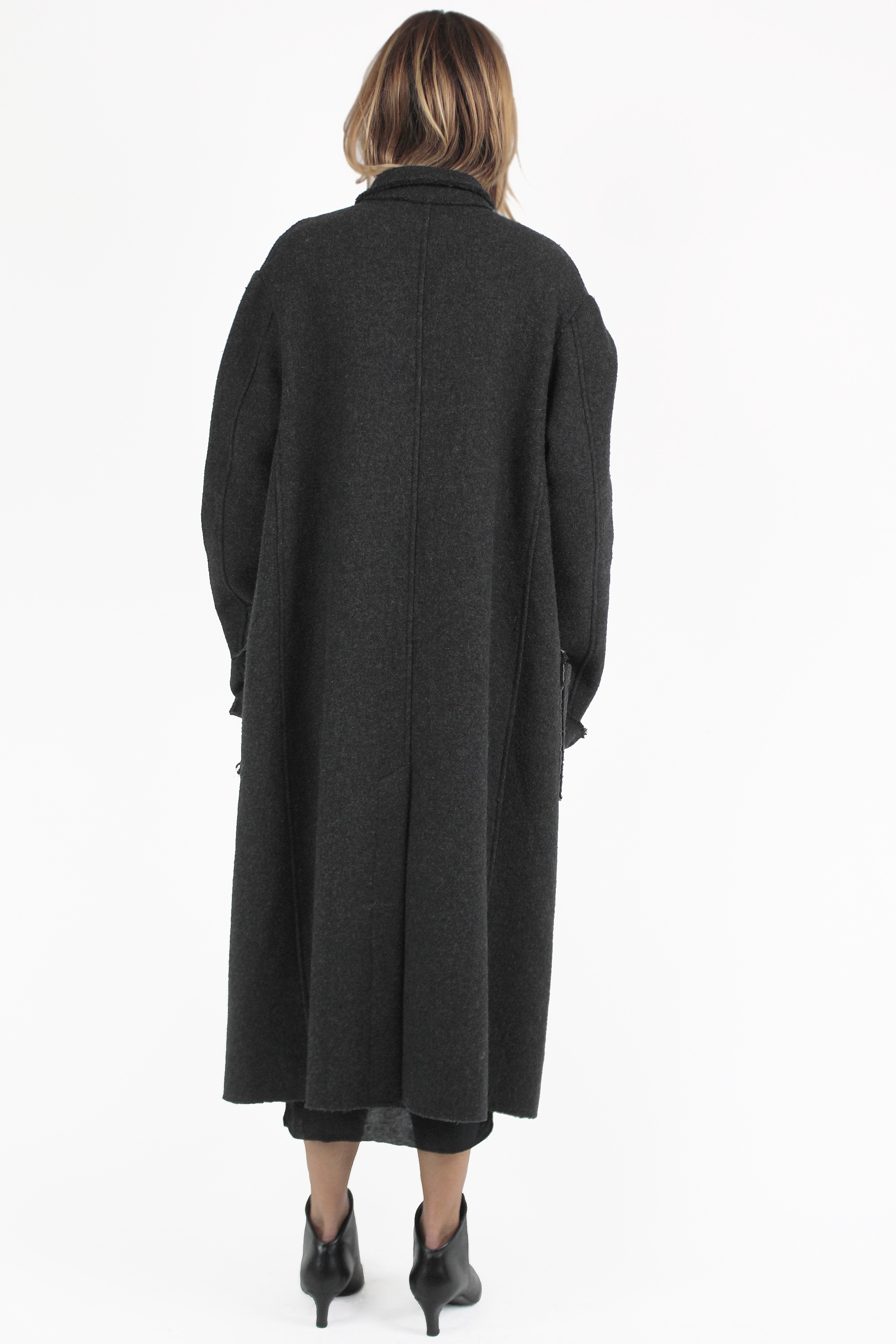 UN-NAMABLE CAPPOTTI Breaking Raw Overcoat