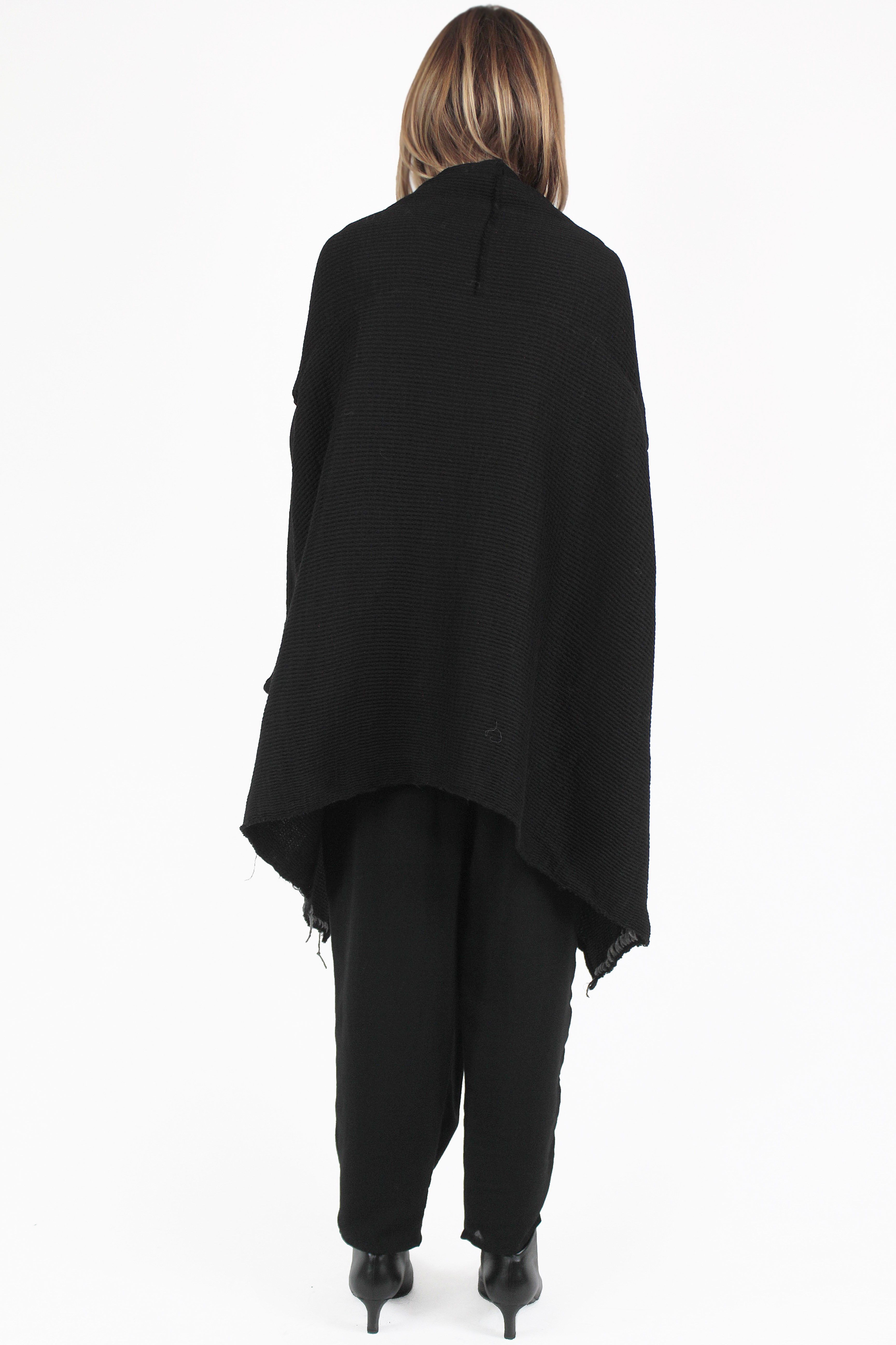 UN-NAMABLE MANTEAUX Kage Open Coat