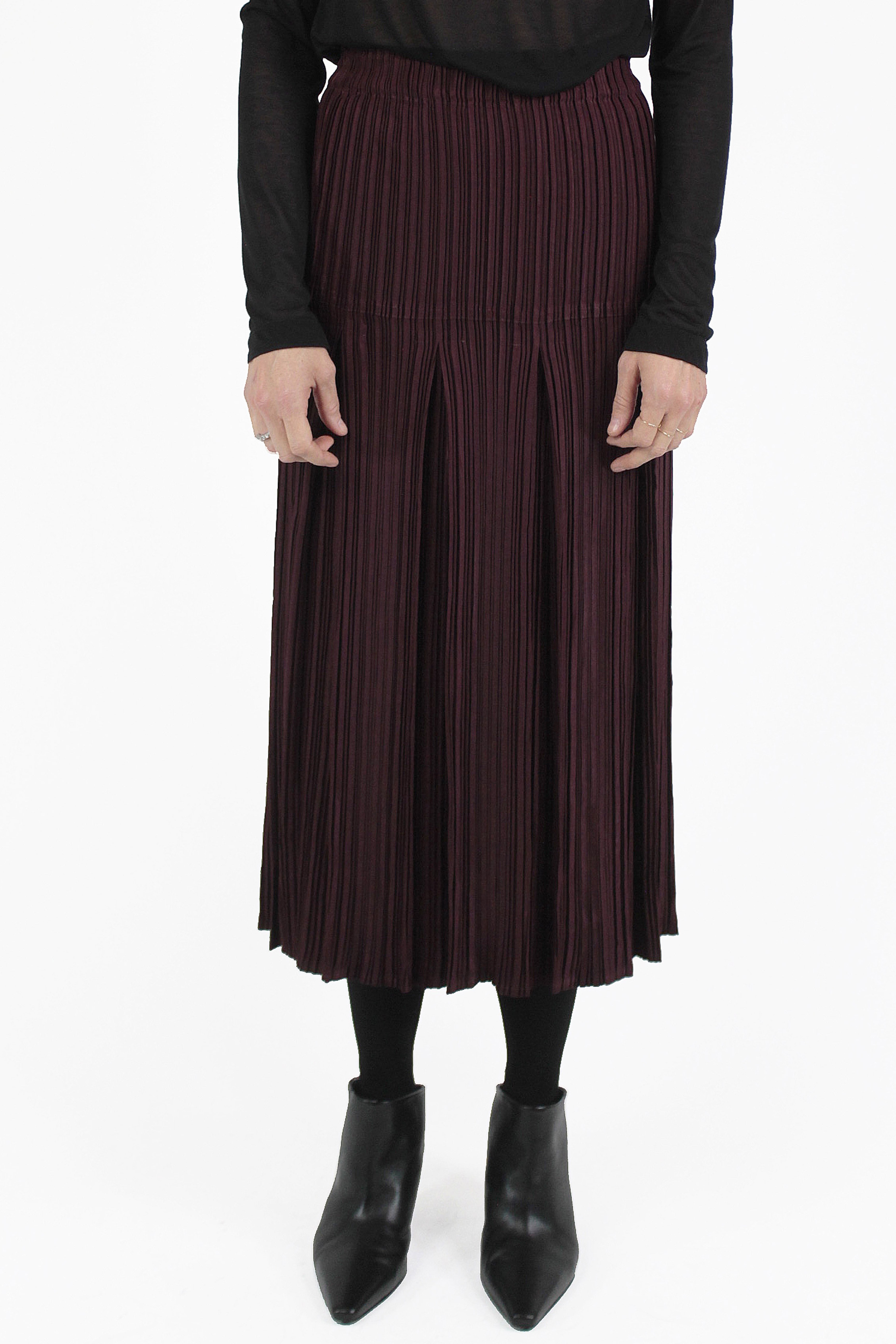 Gongdid Design GONNE Denim Pleated Skirt
