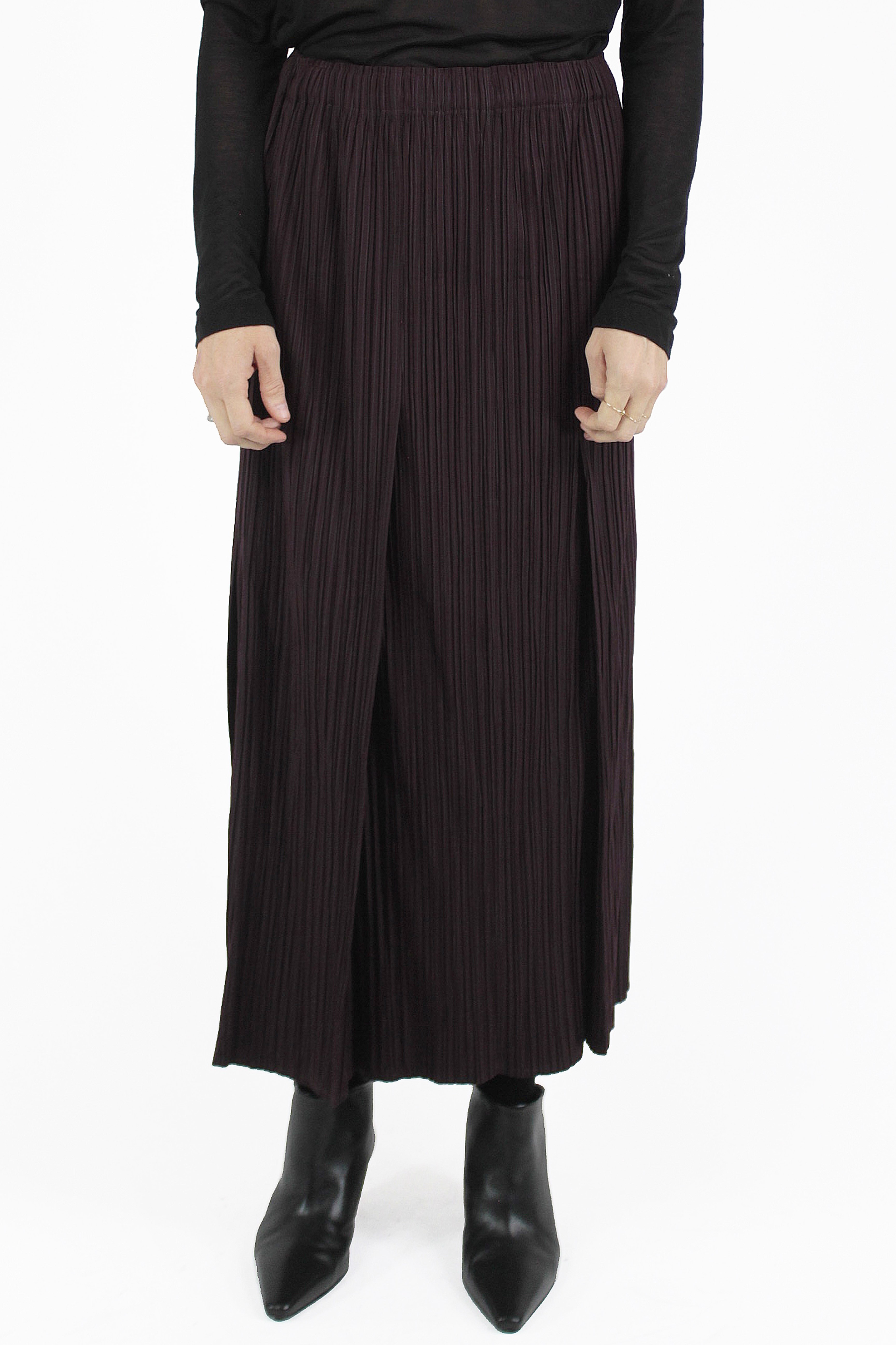 Gongding Design ROCKE Pleated Maxi B Skirt