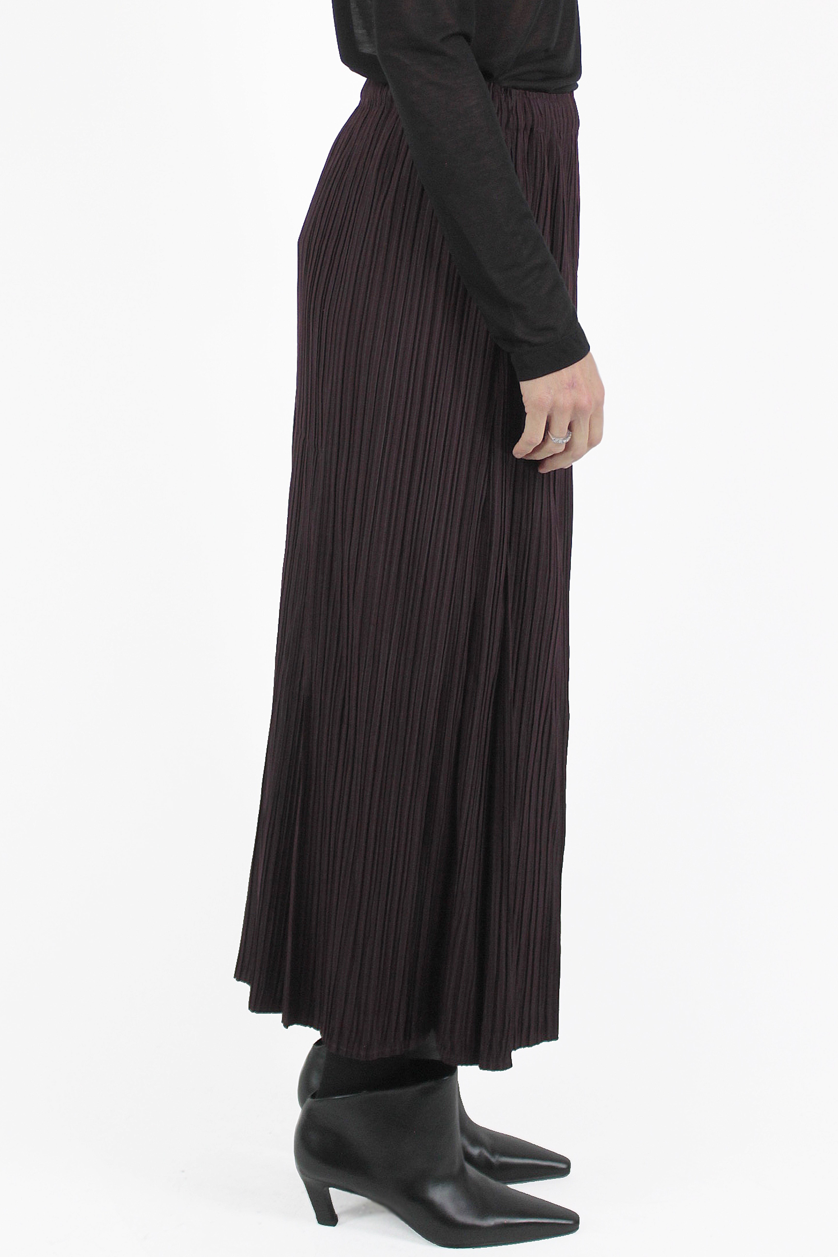 Gongding Design ROCKE Pleated Maxi B Skirt