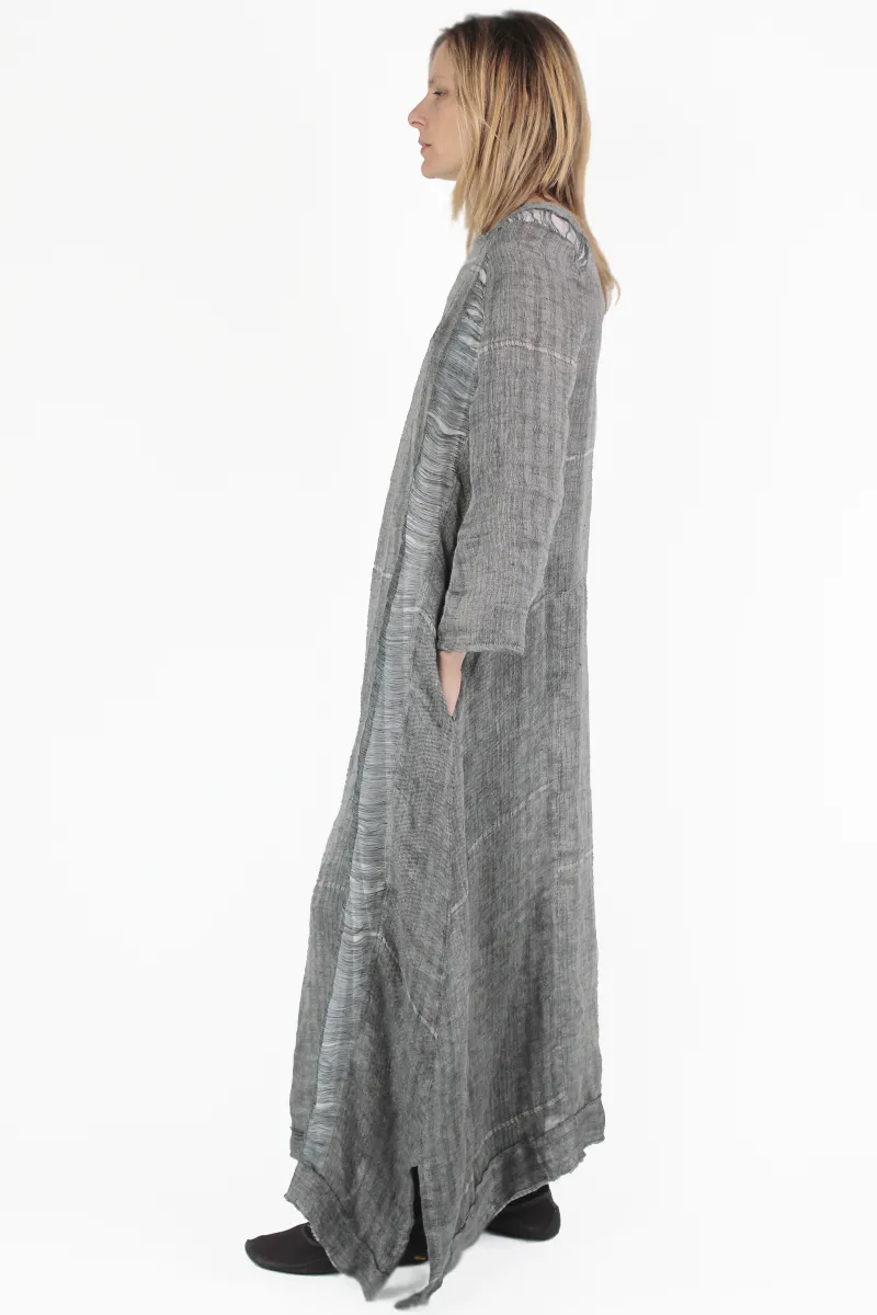 UN-NAMABLE 옷 Astride Open Dress