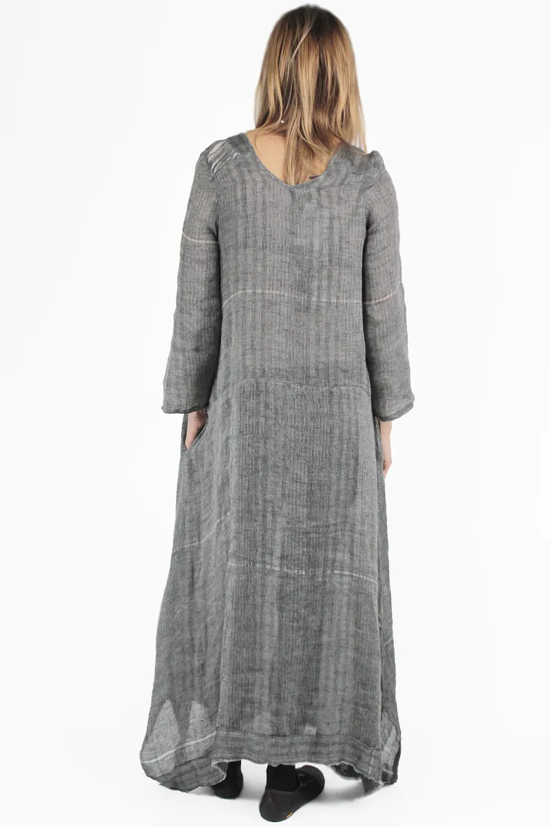 UN-NAMABLE 옷 Astride Open Dress