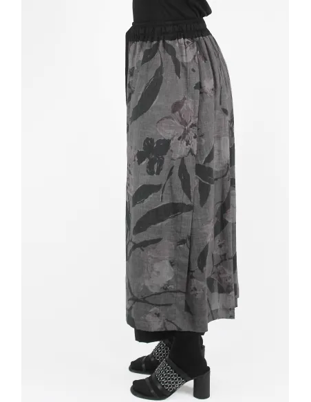 Giovanni Cavagna HOSE Cropped Over Pants