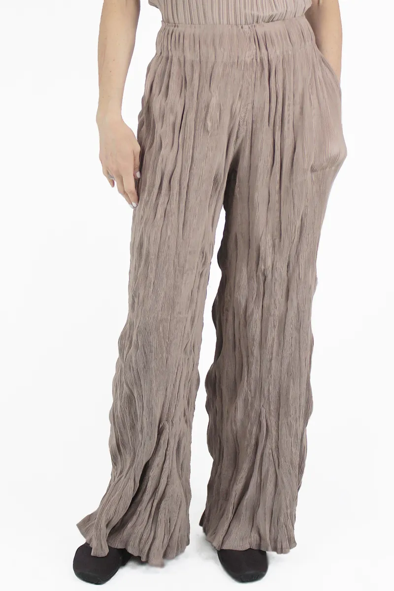 Gongdid Design GONNE Bigover Wavy Pants