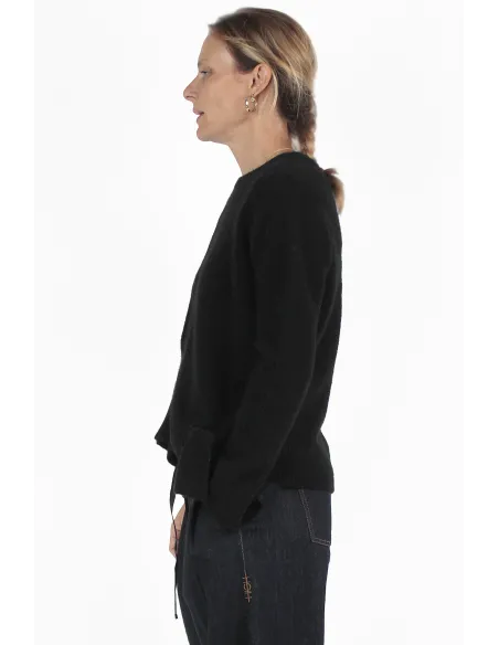 High PULLOVER Advance Cutouts Sweater